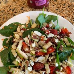 Spinach Strawberry Green Apple Salad A picture of Spinach Strawberry Green Apple Salad.