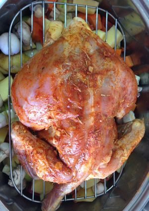 Una foto de Pollo con verduras, cocción lenta