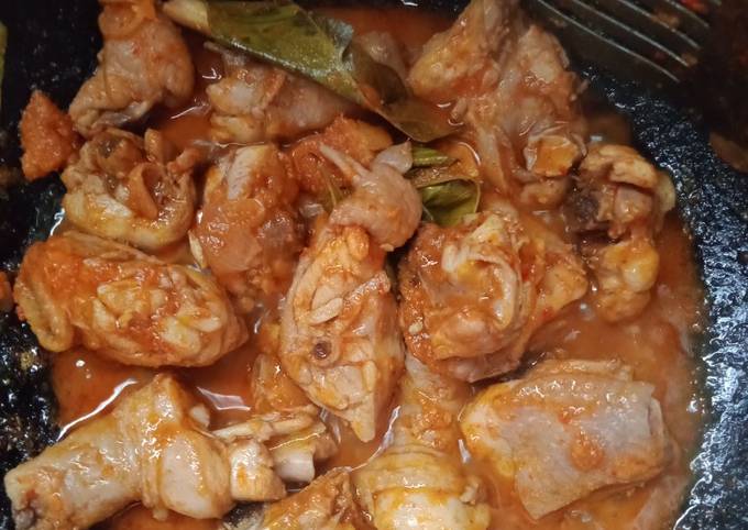 Cara Gampang Menyiapkan Ayam bumbu kuning Anti Gagal