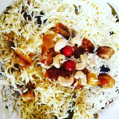 A picture of Kashmiri pulao.
