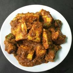 A picture of Paneer butter masala.
