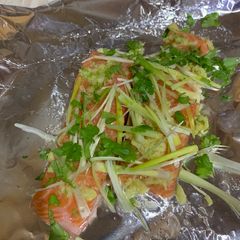 A picture of Baked salmon with ginger and coriander.