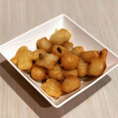 A picture of Sweet dumplings (Kaimati).