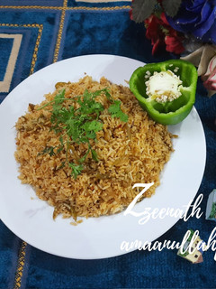 A picture of Cabbage and Capsicum Fried Rice.