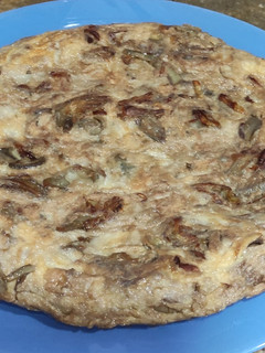 Una foto de Tortilla de alcachofas