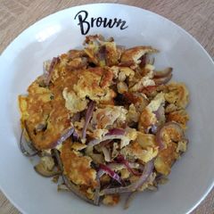 A picture of 大葱蛋 Onion Omelette.