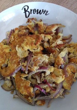 A picture of 大葱蛋 Onion Omelette.