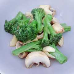 รูปของ Brokoli jamur garlic