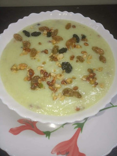 பிஸ்தா பிர்னி(pista phirni recipe in tamil) செய்முறை முக்கிய புகைப்படம்