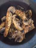 Pollo con champiñones