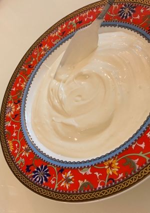 A picture of Greek yoghurt.
