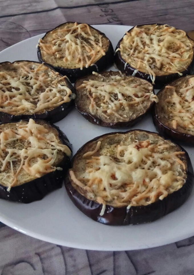 Una foto de Berenjenas gratinadas a las hierbas provenzales