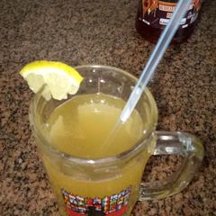Kik starting my day #my style lemonid 💧keeping fit and healthy A picture of Kik starting my day #my style lemonid 💧keeping fit and healthy.