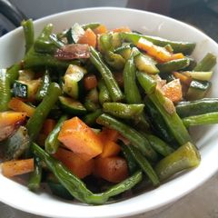 A picture of Crunchy vegetables.