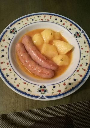 Una foto de Salchichas en salsa
