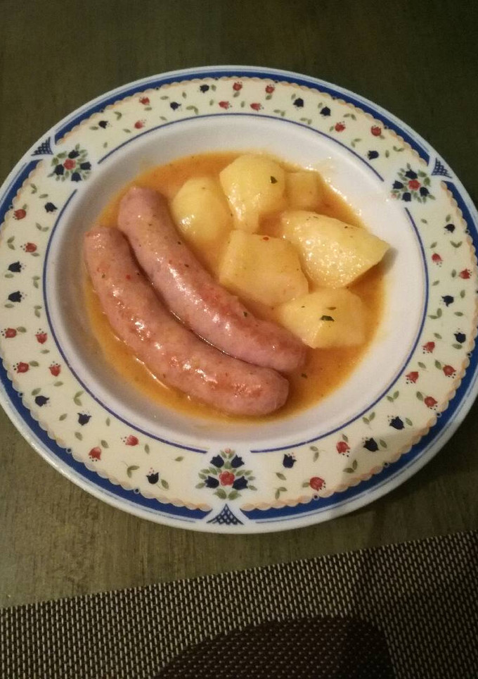 Una foto de Salchichas en salsa