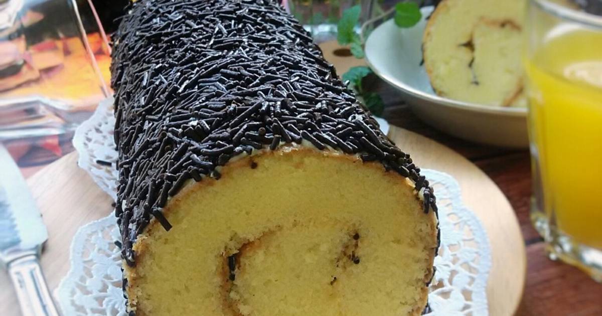 Resep Double Chocolate Roll oleh mbaiyya - Cookpad