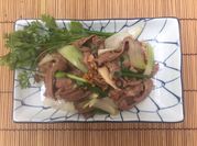 A picture of tim heo xào hành tây