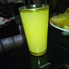 A picture of Pineapple n ginger drink.