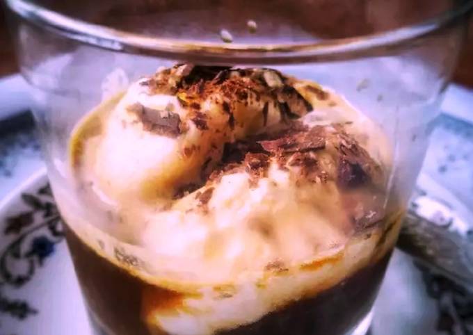 Homemade Italian affogato coffee dessert