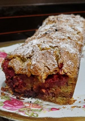 Una foto de Carrot Cake con Frutos Rojos y 3 Harinas Sin Gluten