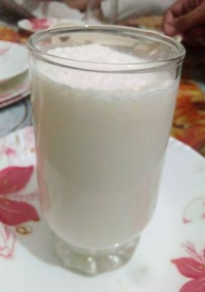A picture of Meethi lassi.