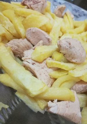 صورة لوصفة بطاطا ودجاج بالتوم والحامض