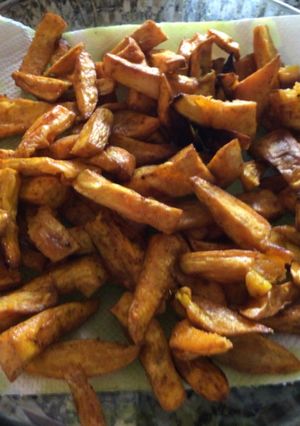 Una foto de Palitos de batata (camote, boniato) al horno