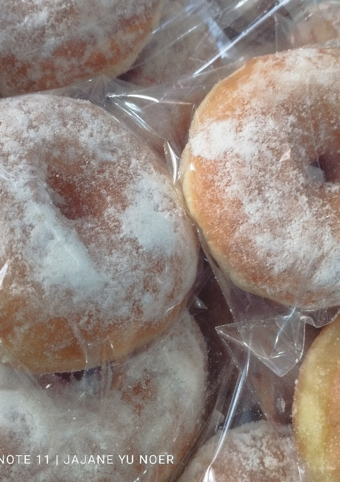 Foto resep Donat kentang gula halus, menul2. ide jualan