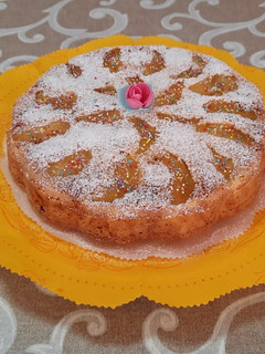 Foto di Torta rovesciata di mele al cocco