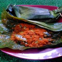 A picture of Pepes Pindang.