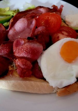 A picture of My B.L.T. on Toast 😁.