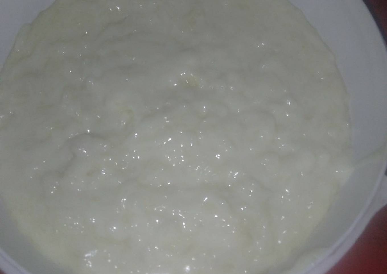 Un postre de arroz con leche y harina. 😁😋🍨