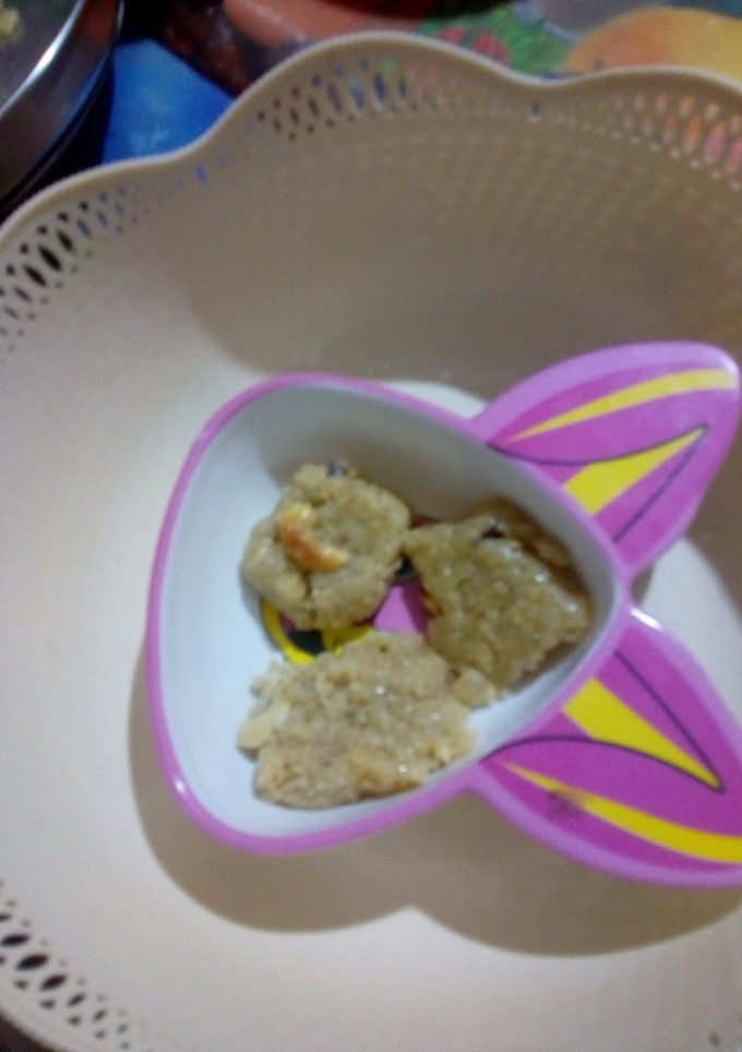 ரவா கேக் தீபாவளி ஸ்பெஷல் செய்முறை முக்கிய புகைப்படம்
