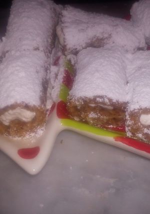 Φωτογραφία της συνταγής Φραμπουαζίνια με αμύγδαλο και σαντιγύ