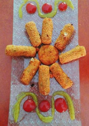 A picture of Vegetable cheese rolls.