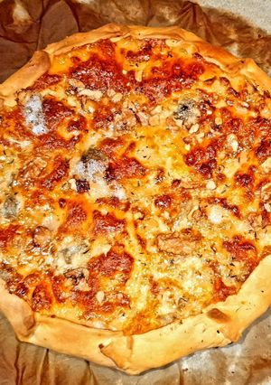 Una foto de Galette de peras y gorgonzola