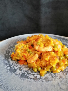 Una foto de Arroz con gambones