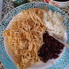 A picture of Cajun chicken pasta.