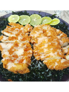 A picture of Chicken with Creamy Lemon Sauce.