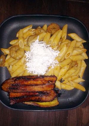 Una foto de Pasta con camarones al curry
