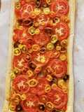 Tarta simple de tomate y mostaza