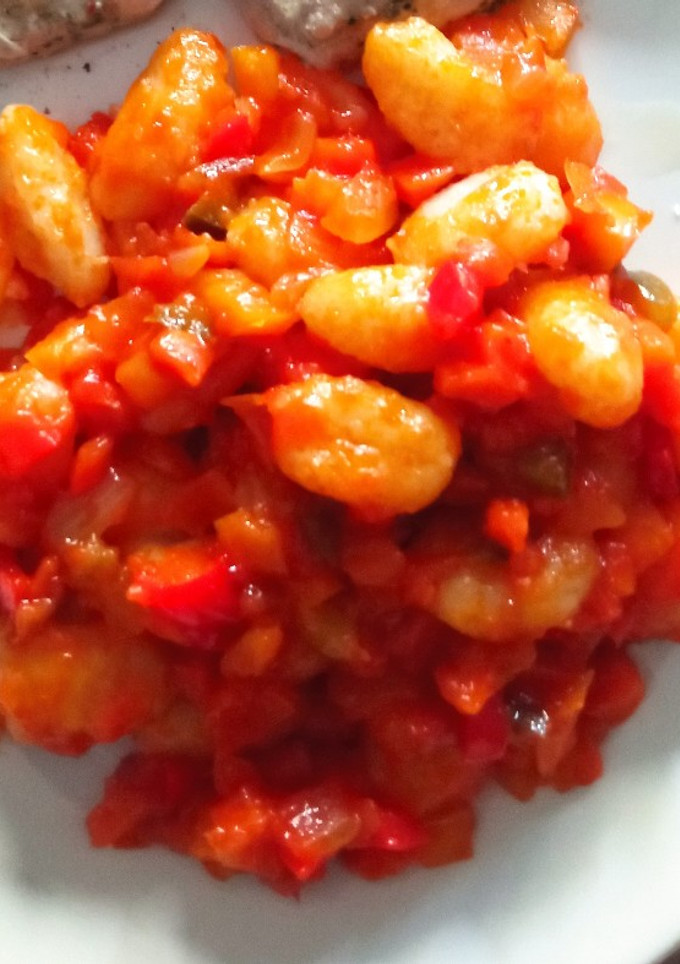 Una foto de Gnocchi con salsa vegana