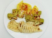 Una foto de aderezos para pollo a la parrilla