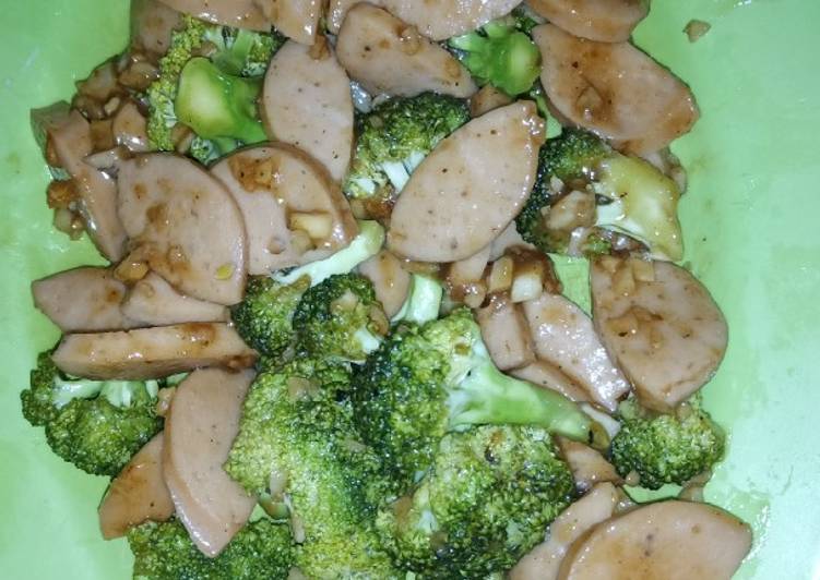 Resep Tumis Brokoli Sosis Praktis Yang Renyah