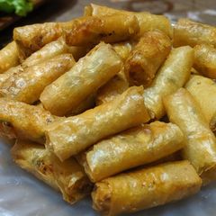 A picture of Vietnamese Spring Rolls.
