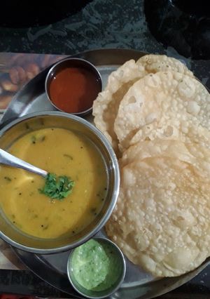 દાળ પકવાન(Dal pakvan recipes in Gujarati) રેસીપી મુખ્ય ફોટો