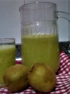 Una foto de Batido de ¡Kiwi!-Fácil-