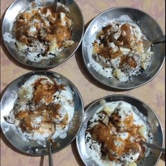 Dahi bhaale A picture of Dahi bhaale.