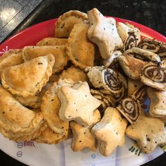 Kulicha Iraqi cookies. كليشه A picture of Kulicha Iraqi cookies. كليشه.